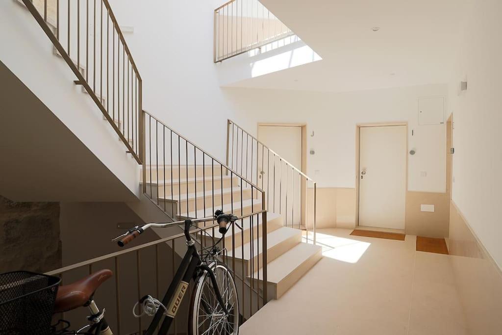 Porto Almada Downtown Charming Apartment ภายนอก รูปภาพ